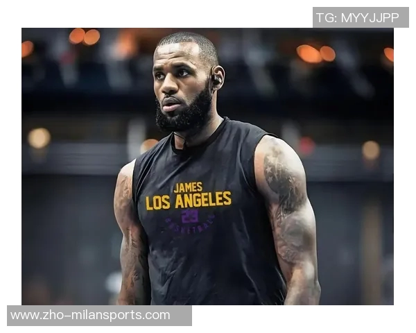 詹姆斯创历史新纪录成为首位达成四万分一万板一万助的球员